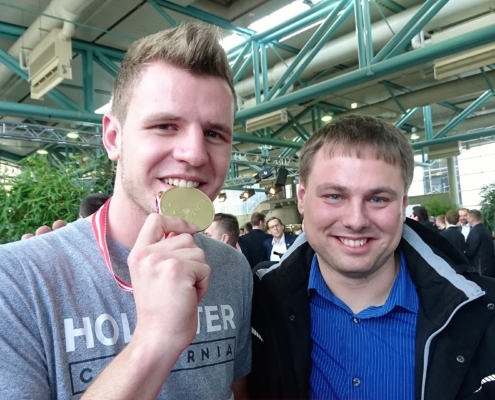 Julian Krug und Ausbildner Marco Riepl
