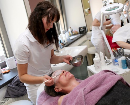 landeslehrlingswettbewerb-kosmetik_33020128403_o