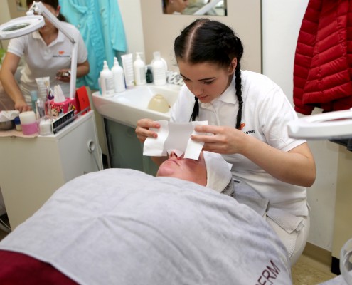 landeslehrlingswettbewerb-kosmetik_33677705052_o