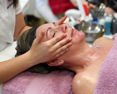 landeslehrlingswettbewerb-kosmetik_33704477751_o