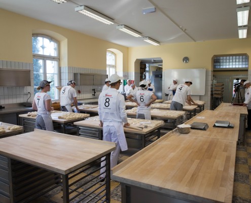 bundeslehrlingswettbewerb-der-bcker-2017-in-innsbruck-foto-copyright-hanno-mayer_35373552592_o