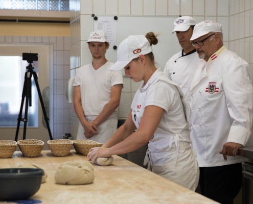 bundeslehrlingswettbewerb-der-bcker-2017-in-innsbruck-foto-copyright-hanno-mayer_35373554552_o