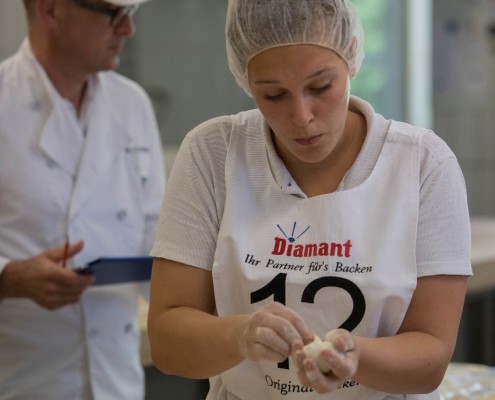 bundeslehrlingswettbewerb-der-bcker-2017-in-innsbruck-foto-copyright-hanno-mayer_35501887756_o