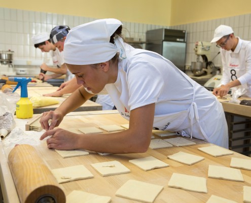 bundeslehrlingswettbewerb-der-bcker-2017-in-innsbruck-foto-copyright-hanno-mayer_35501897286_o