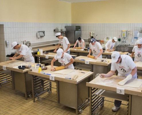 bundeslehrlingswettbewerb-der-bcker-2017-in-innsbruck-foto-copyright-hanno-mayer_35541063415_o