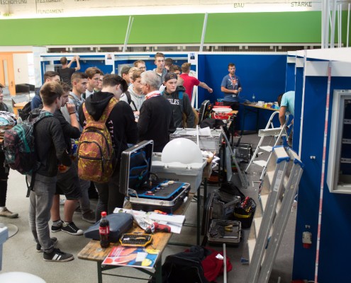 15-internationaler-lehrlingswettbewerb-der-elektrotechniker---56-oktober-2017_23736456958_o