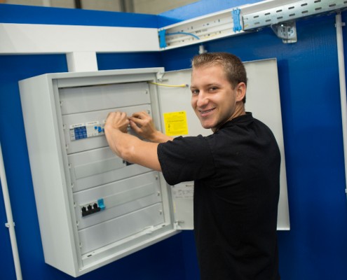 15-internationaler-lehrlingswettbewerb-der-elektrotechniker---56-oktober-2017_23736465118_o