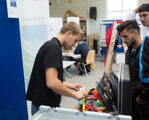 15-internationaler-lehrlingswettbewerb-der-elektrotechniker---56-oktober-2017_23736465338_o