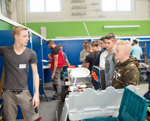 15-internationaler-lehrlingswettbewerb-der-elektrotechniker---56-oktober-2017_36878483704_o