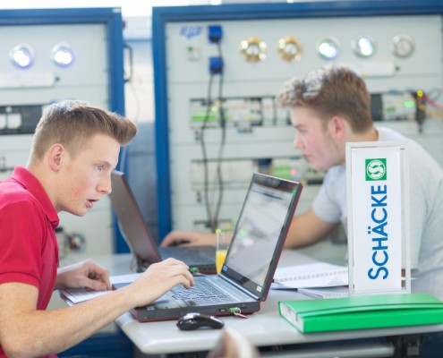 15-internationaler-lehrlingswettbewerb-der-elektrotechniker---56-oktober-2017_37589295481_o