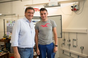 WK-Präsident Jürgen Mandl traf Lehrling des Jahres 2016 André Pemberger bei den zweitägigen Landesmeisterschaften im MAKERSPACE Carinthia