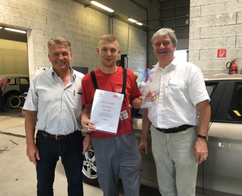 3. Platz Fabian Kneß mit Hr. Stippich und Preisig