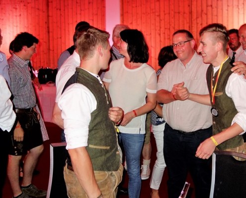 65380817_2277246559057888_8356937813102428160_n