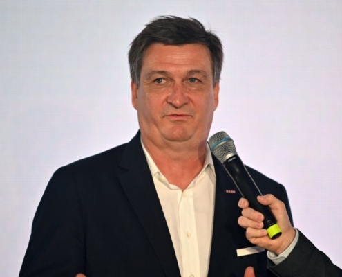 2021-05-27 16-58-07_3