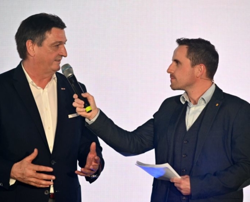 2021-05-27 16-58-18_3