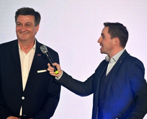 2021-05-27 16-58-23_2