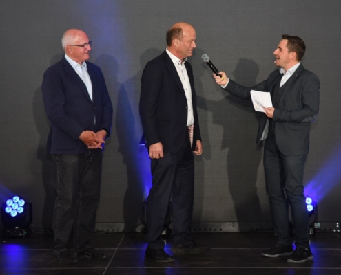 2021-05-27 17-22-00_1