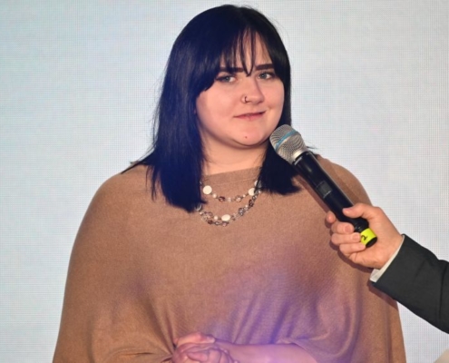 2021-05-27 18-17-12_2