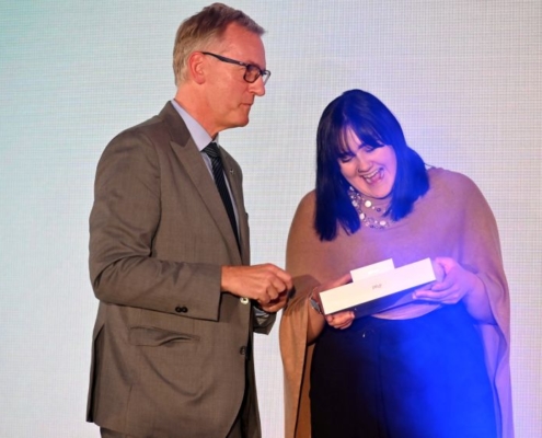 2021-05-27 18-17-38_2