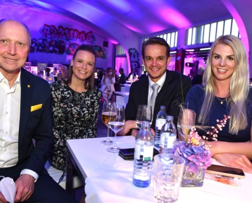 2021-05-27 19-10-37_1