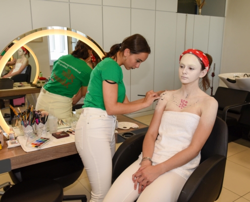 BLW Fußpflege, Massage, Kosmetik, Fantasie Make-up ___ junior-skills-2023_52956529357_o (109)