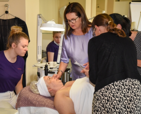 BLW Fußpflege, Massage, Kosmetik, Fantasie Make-up ___ junior-skills-2023_52956529357_o (115)