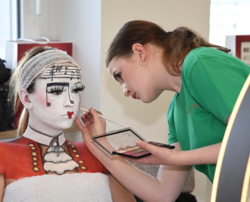 BLW Fußpflege, Massage, Kosmetik, Fantasie Make-up ___ junior-skills-2023_52956529357_o (131)