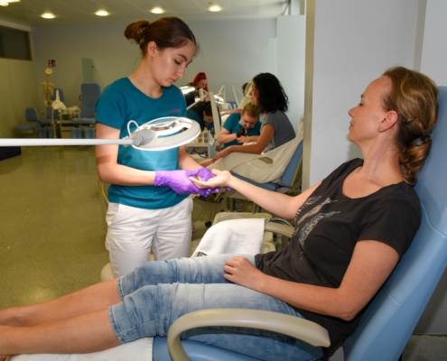 BLW Fußpflege, Massage, Kosmetik, Fantasie Make-up ___ junior-skills-2023_52956529357_o (139)