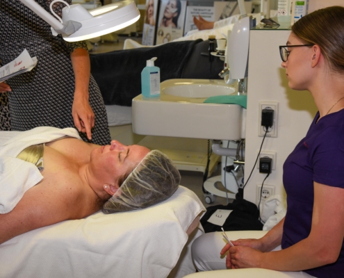 BLW Fußpflege, Massage, Kosmetik, Fantasie Make-up ___ junior-skills-2023_52956529357_o (162)