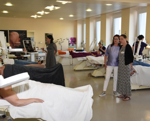 BLW Fußpflege, Massage, Kosmetik, Fantasie Make-up ___ junior-skills-2023_52956529357_o (35)